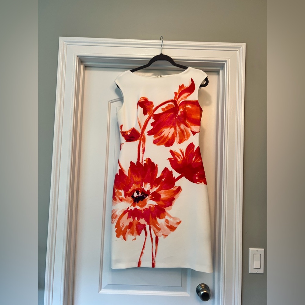 Lovely Ralph Lauren beautiful bold floral sheath dress
